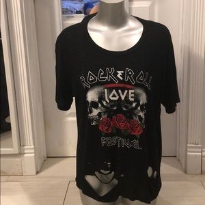 Distressed Oversize T-shirt